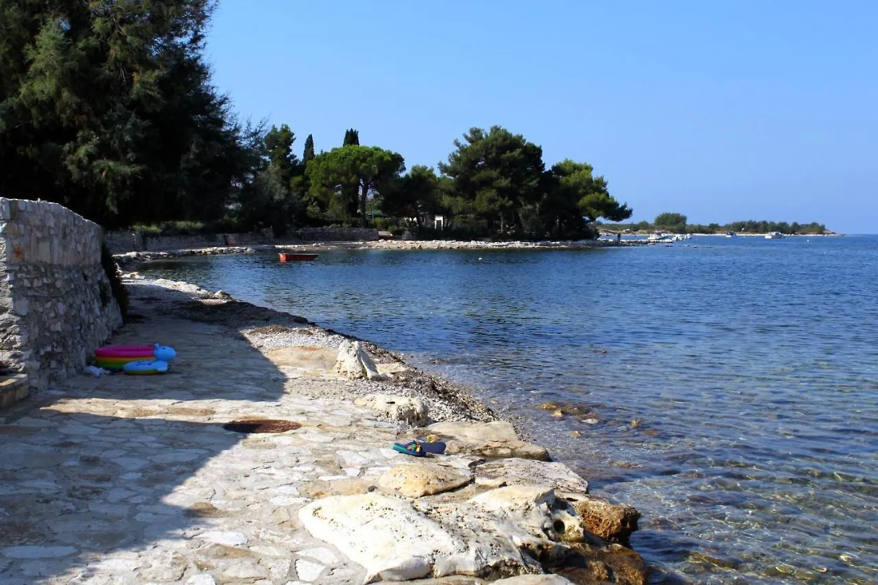 Apartments By The Sea Dajla, Novigrad - 3376 0*, Novigrad Istria